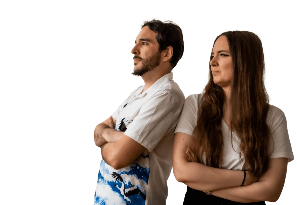 Nosotros conformamos el equipo de Webtika. Somos Juan Daniel y Laura.